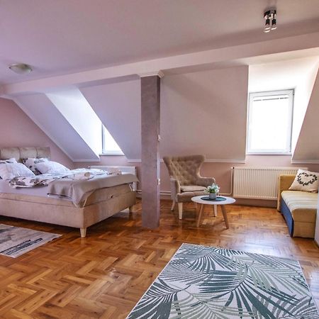 Garden Apartment Суботица Екстериор снимка