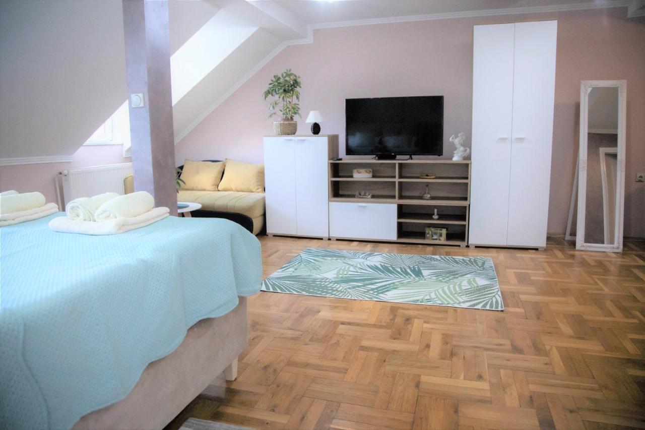 Garden Apartment Суботица Екстериор снимка